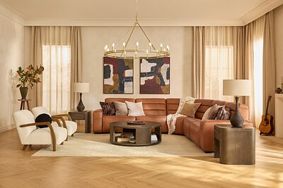 Ashley's Luxe Gamble: Can Hailee Steinfeld Redefine the Titan?