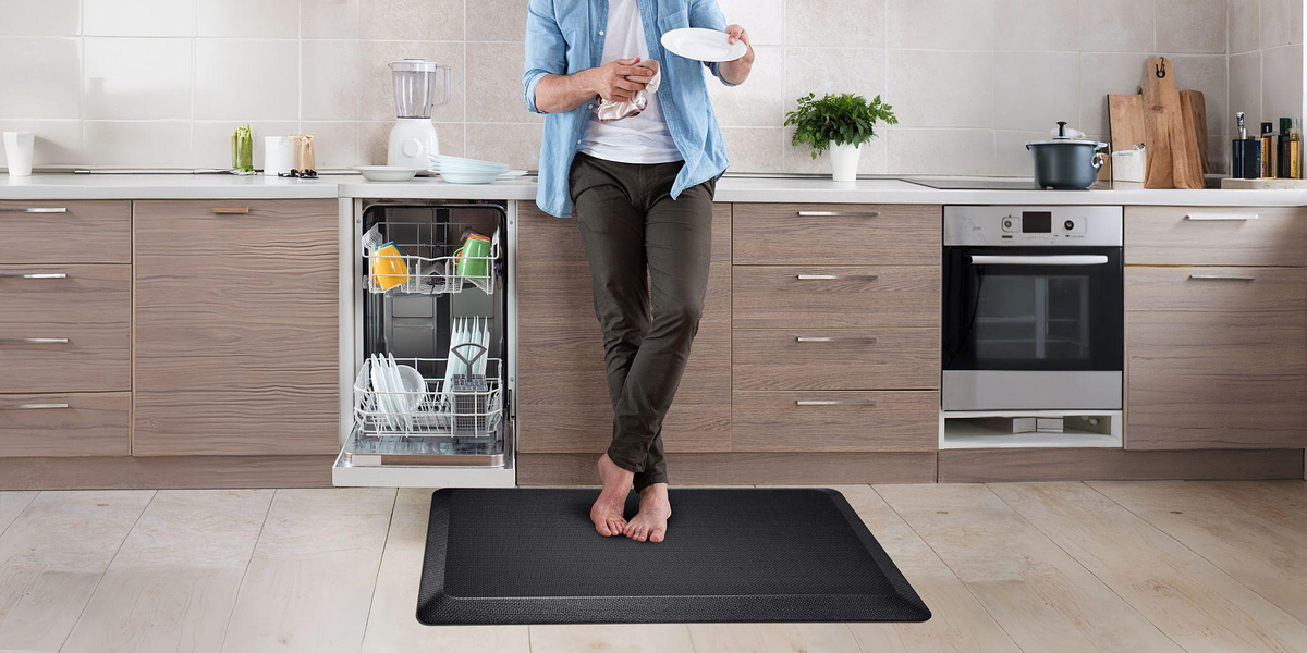 Our Stand-Up Culture Has a Pain Point. Ergonomics Is the Answer.