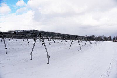 Terrasmart Tracker Cuts Solar Install Time by 15%, Study Finds