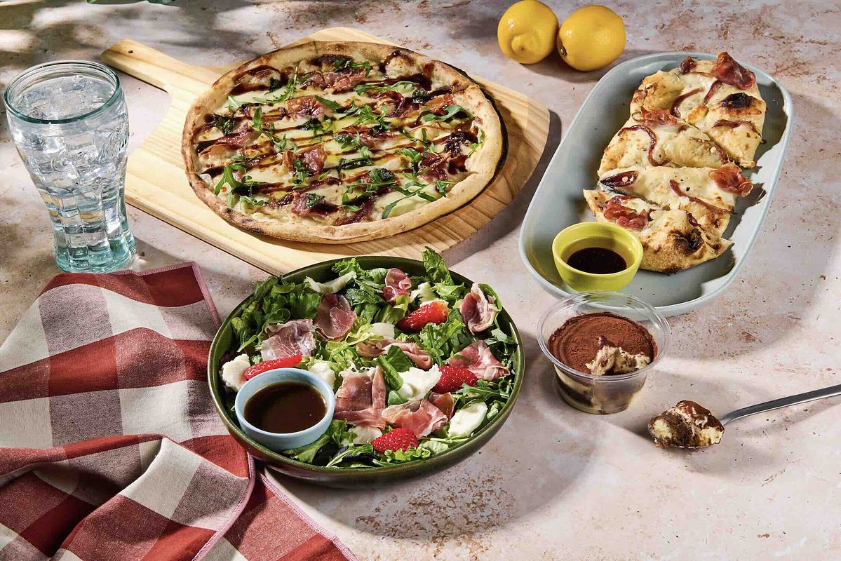 Blaze Pizza's Winning Formula: How Innovation Ignited Its Rise