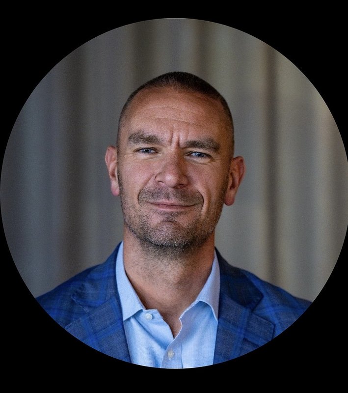 Pharma Veteran's Leap to AI Firm Signals Broader R&D Shift