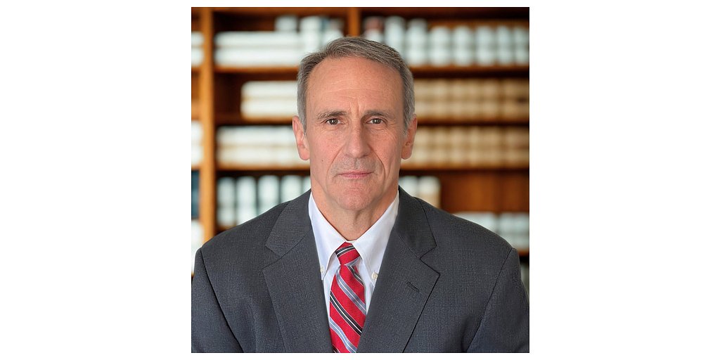 General's Gambit: Wall Street Taps Special Ops for Market Edge