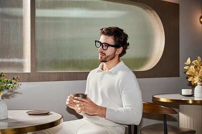 Rokid Sells 15,000 AI Glasses, Betting on Prescriptions for Mass Appeal