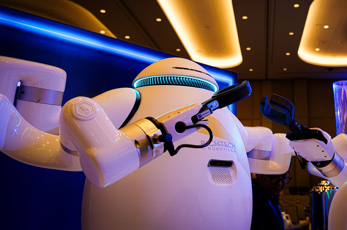 Richtech Robotics Pivots to AI, Data Amid Growth and Legal Scrutiny