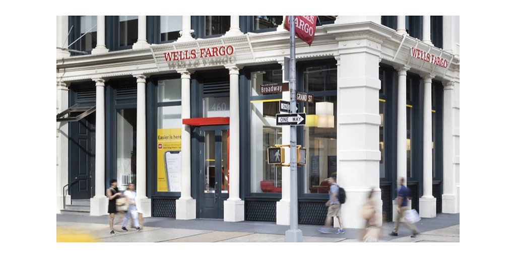 Wells Fargo CFO Faces Investors Amid Growth and Rate Cut Anxieties