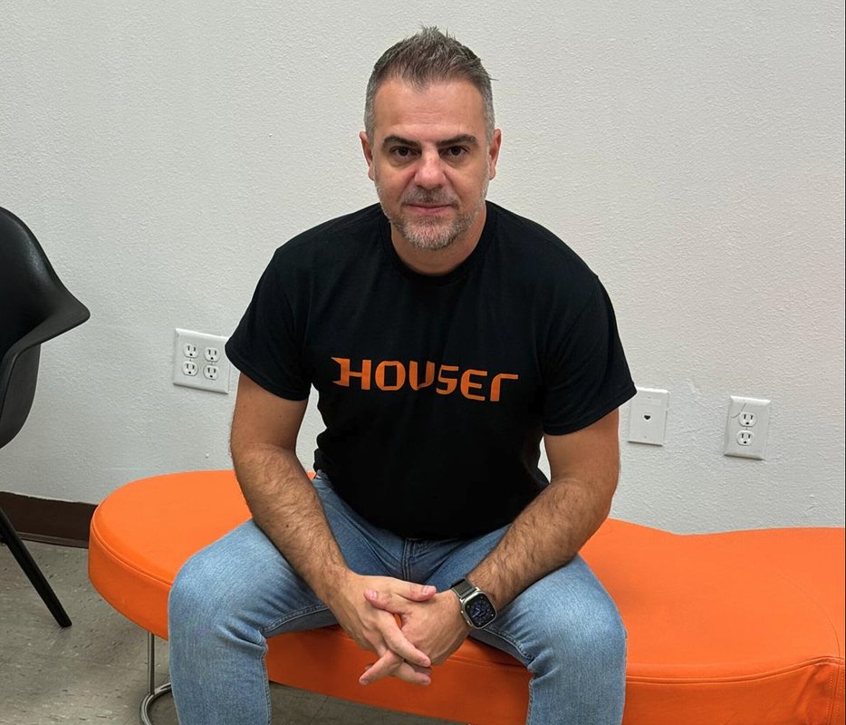 Houser's AI Bid to Remodel the $500B Home Repair Industry
