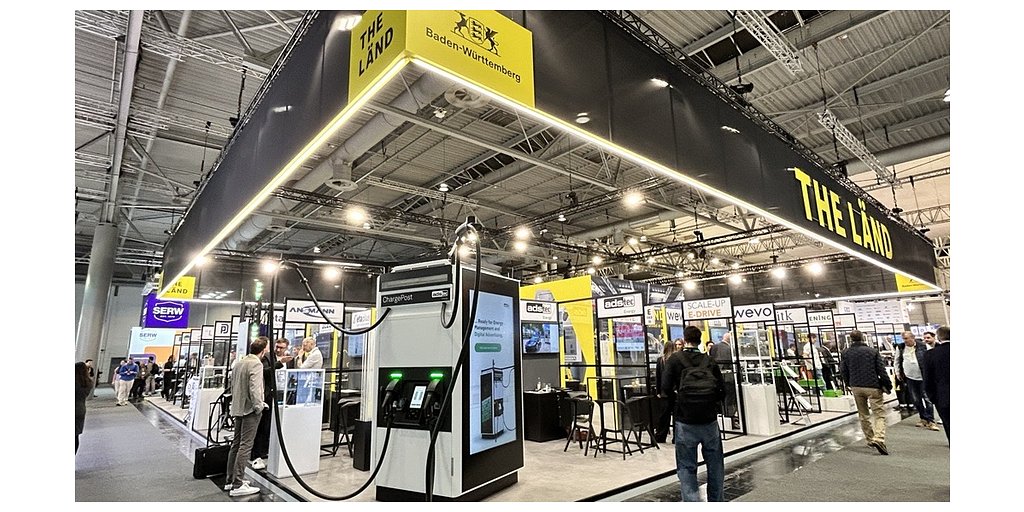 Beyond the Grid: How Batteries Are Taming Energy Volatility