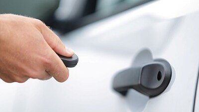 Beyond the Driveway: Auto Thefts Go Personal in Public Spaces