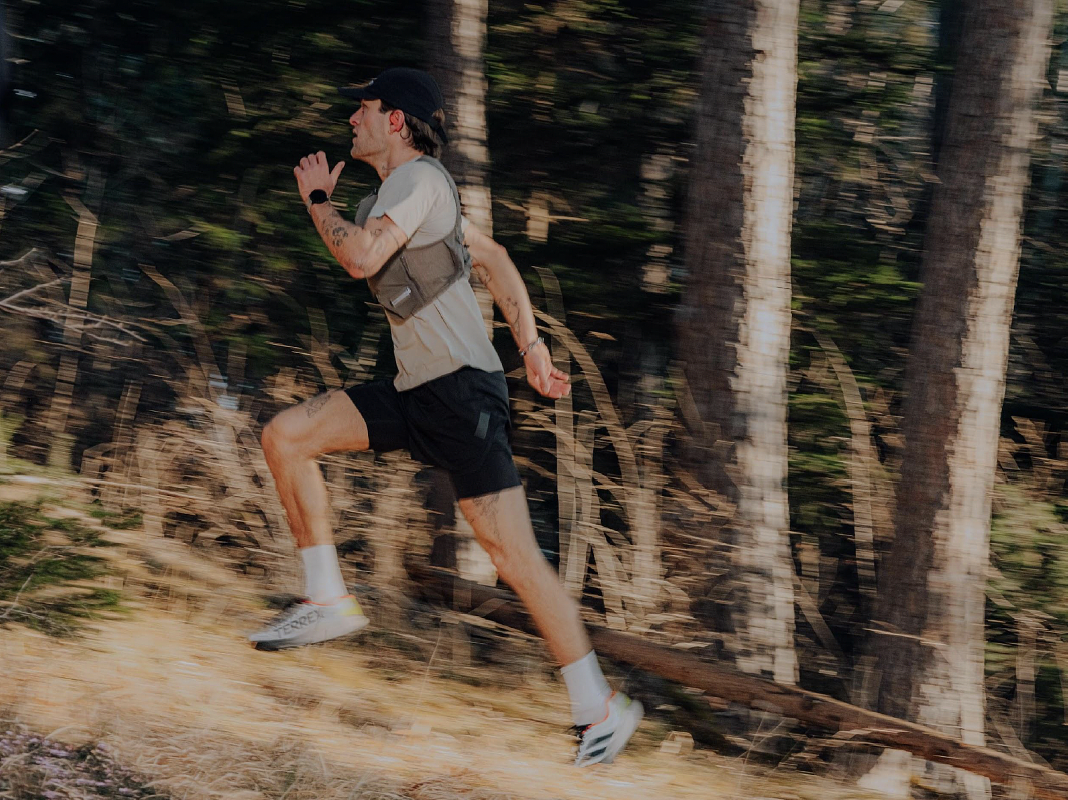 Suunto Spark: Fusing Hi-Fi Audio with Smart Biometric Coaching