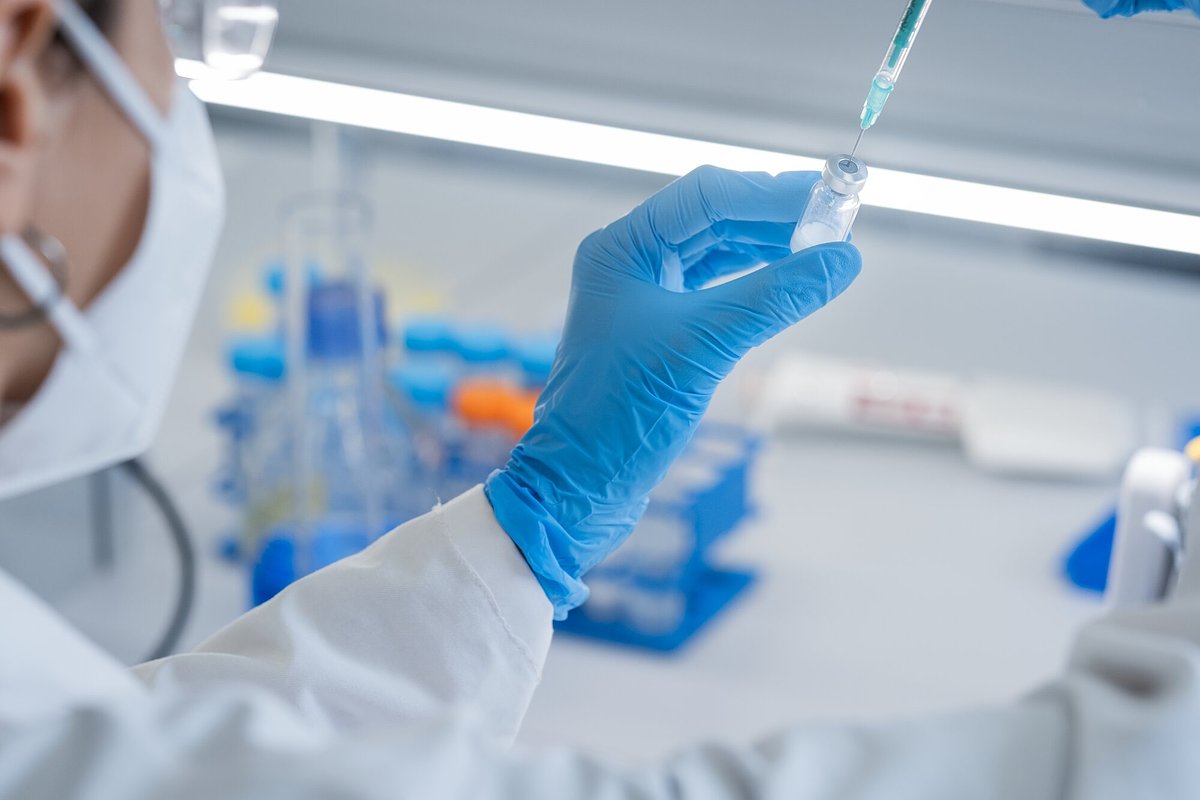 A $6B Bet to Break the Cold Chain: Pharma Giants Target Fridge-Free Drugs