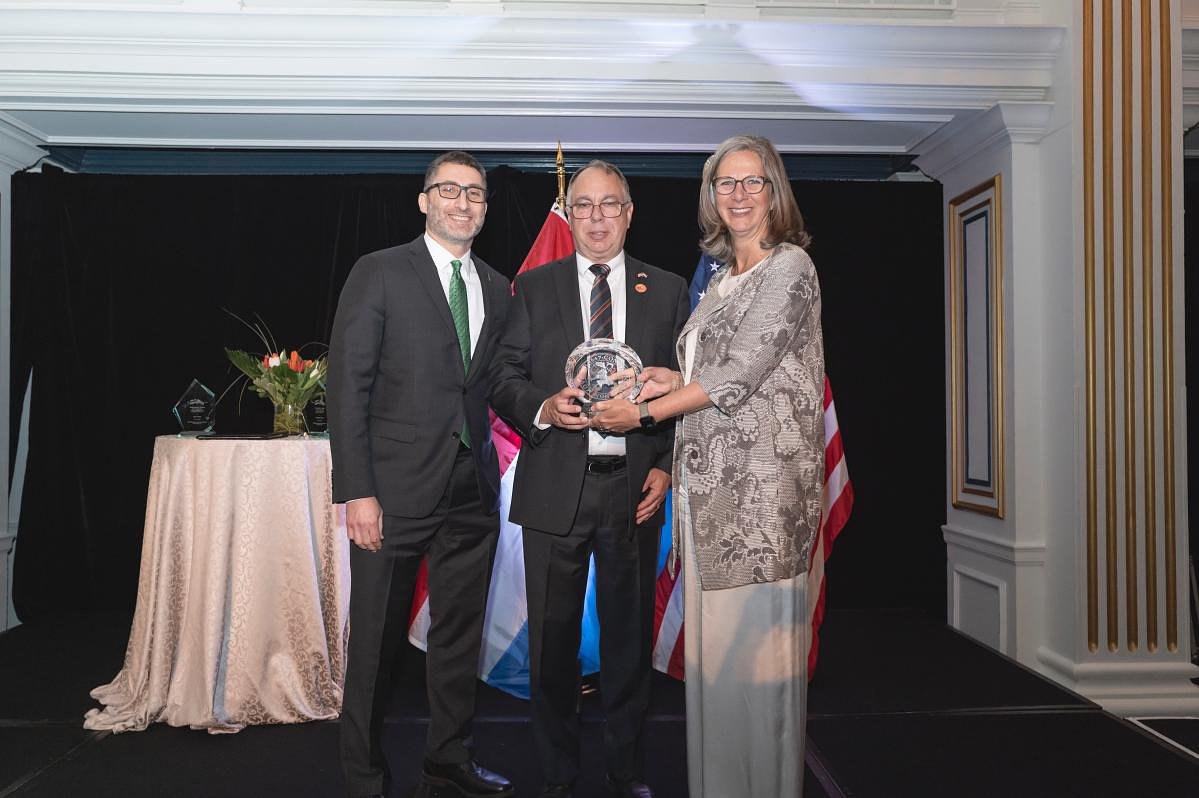 Axient's Award Signals Deepening US-Dutch Alliance in Space Sovereignty