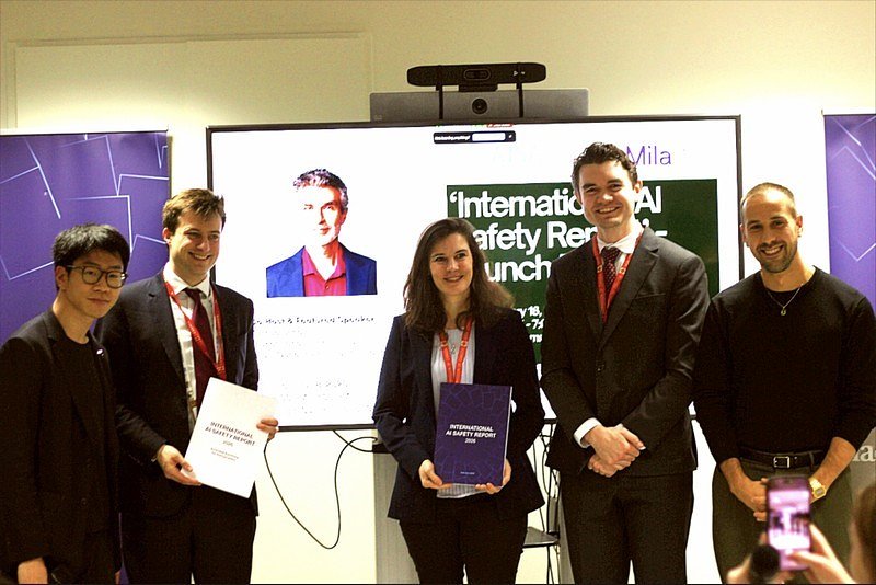 AI Crisis Diplomacy: Experts Push for Rules at Machine Speed