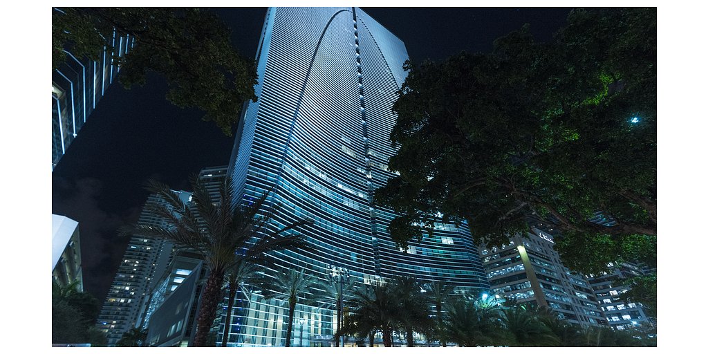 Brickell Arch Debuts, Raising the Stakes in Miami's Luxury Hotel Market