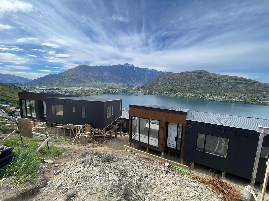 Queenstown Homes Built Off-Site: Modular Construction Gains Luxury Traction