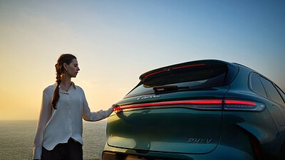 LEPAS L8 Targets Urban Gridlock with 'Elegant Driving' Tech