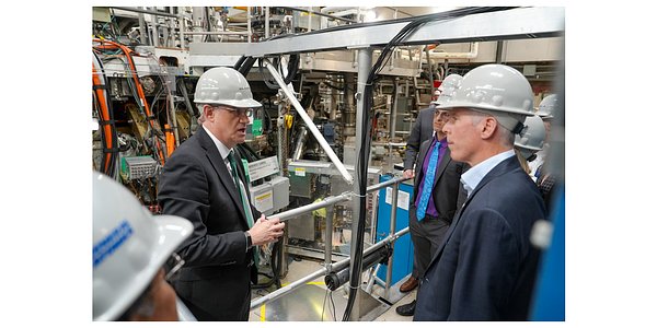 US Backs Fusion Future: Energy Secretary Touts Public-Private Power