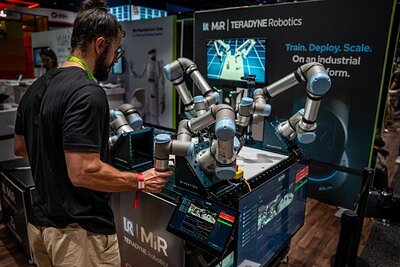 Universal Robots and Scale AI Unveil System to Train Robots on the Job