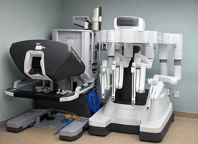 Robotic Surgery Moves to Outpatient Centers, Slashing GYN Care Costs