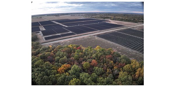 Texas Solar Boom: Meta Deal Fuels Massive Renewable Energy Projects