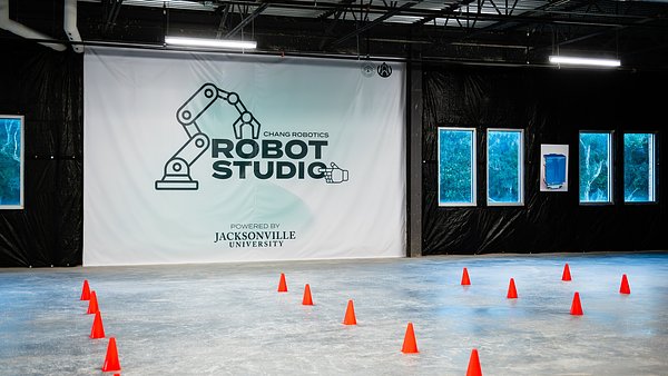 JU's Robot Studio Puts Students at the Forefront of AI and Automation