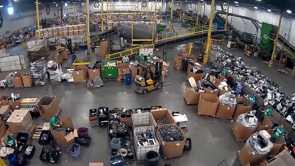 Sony Spearheads E-Waste Drive in Honolulu with PGA Tour Perks