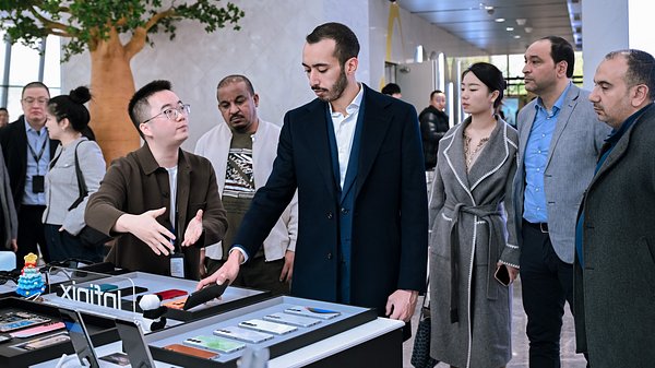 Saudi Arabia & China's TRANSSION Forge Tech Alliance for Vision 2030