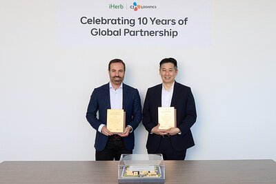 The Global E-Commerce Blueprint: Inside a 10-Year, 60M-Box Partnership