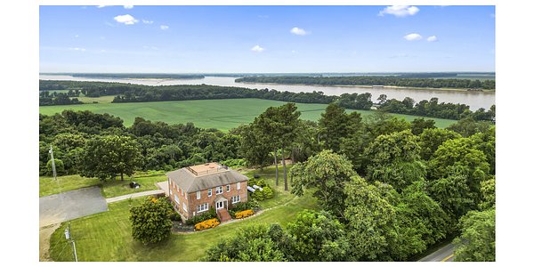 Whiskey on the Water: Distillery Opens Floating Barrelhouse to Public