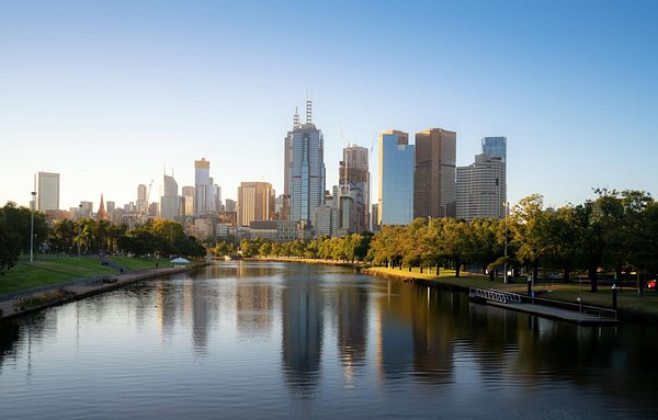 The New Face of Wealth: How Independent Firms Are Winning Over Australians