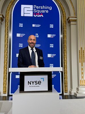 Ackman's $5B Fund Debuts to Cool Reception Amid Global Interest