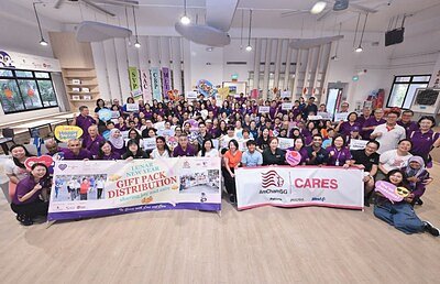 AmChamSG Honors MLK Day with Service to 400 Singapore Seniors