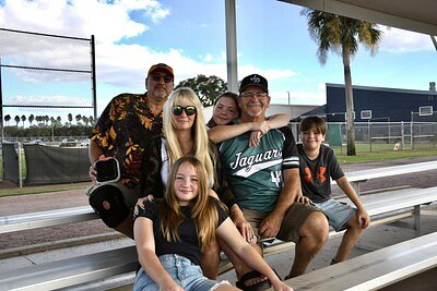 Saved on the Field: How Smart AEDs Are Rewriting the Rules of Survival