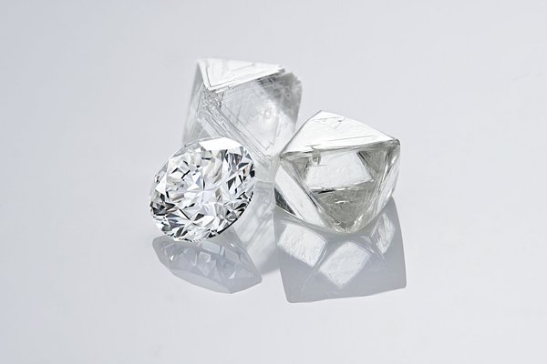 India Redefines 'Diamond': New Rule Roils a Booming Market