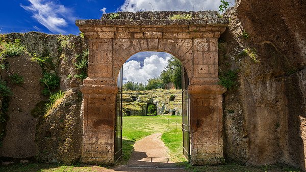 Italy's Ancient Paths: A High-Tech Revival of Historic Pilgrim Routes