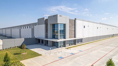Tesla-Leased Houston Hub Sells in Landmark Industrial Deal